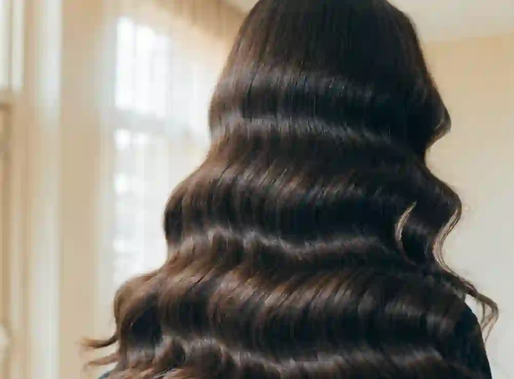 Sample result: rich, even full colour in deep brunette waves